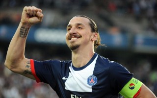 库里砍全场比较高34分？库里 抢断？