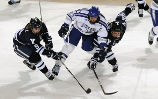 科比为什么退役两个号码？科比为什么退役两个号码呢？