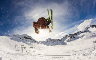 英超历届冠军列表？英超历届冠军以及积分？